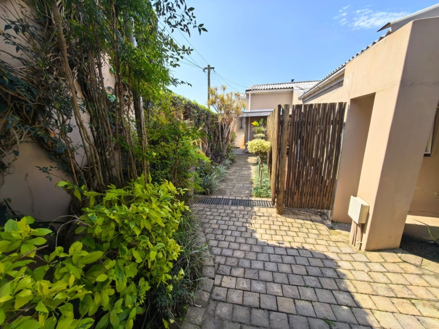 3 Bedroom Property for Sale in Bonza Bay Eastern Cape